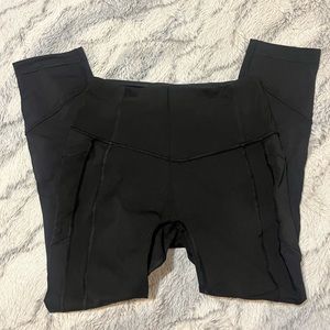 Lululemon leggings. EUC. Unsure of name. HR, black, 25”.